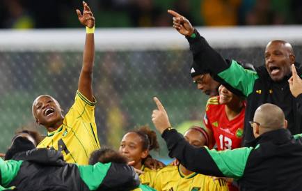 牙买加队将巴西队淘汰出世界杯进入16强